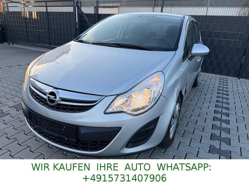 Gebraucht Opel Corsa Active 86 PS (63 kW) 2013 Silber Kleinwagen