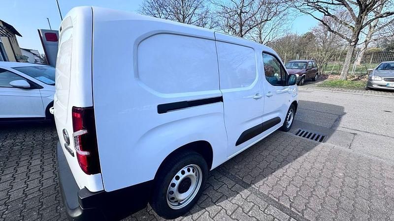 Gebraucht Fiat Doblò 131 PS (96 kW) 2023 Weiß Van / Kleinbus