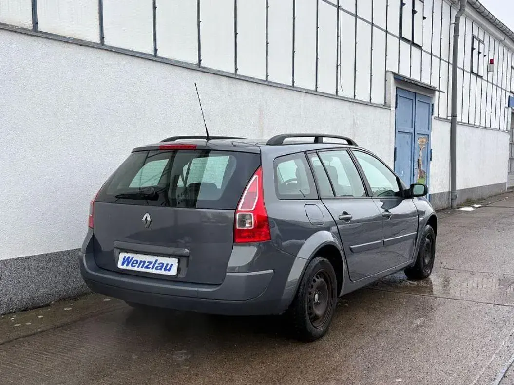Gebraucht Renault Mégane GrandTour Avantage 111 PS (81 kW) 2007 Grau Kombi