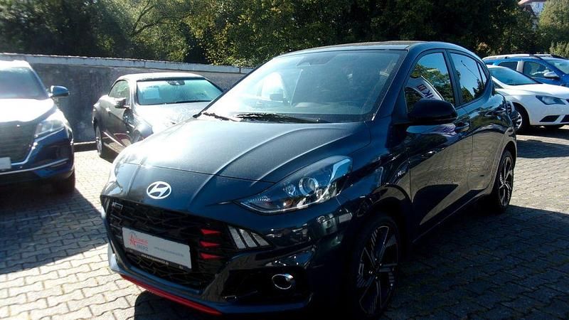 Neu Hyundai i10 N Line 90 PS (66 kW) 2025 Grau Kleinwagen