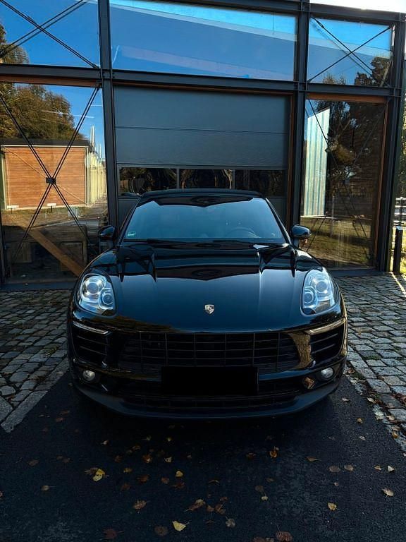 Gebraucht Porsche Macan S 258 PS (189 kW) 2017 Schwarz SUV