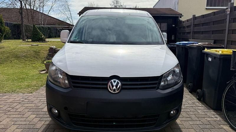 Gebraucht VW Caddy Maxi 102 PS (75 kW) 2011 Weiß Van / Kleinbus