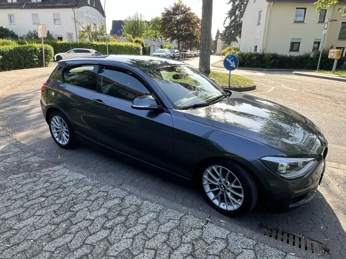 Gebraucht BMW 120 Comfort Edition 184 PS (135 kW) 2014 Grau Kleinwagen