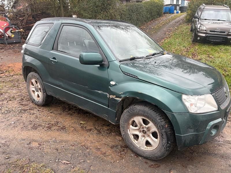Gebraucht 2007 Suzuki Grand Vitara SUV | 2.500 € - Bild 1/4