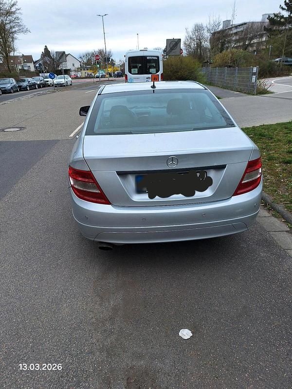 Gebraucht Mercedes C220 170 PS (125 kW) 2008 Silber Limousine
