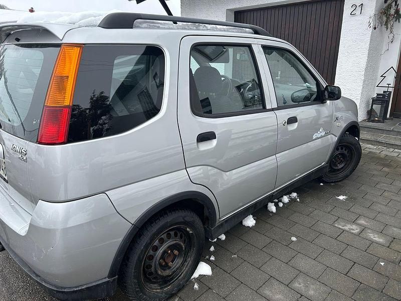 Gebraucht Suzuki Ignis Snow 94 PS (69 kW) 2005 Silber Kleinwagen