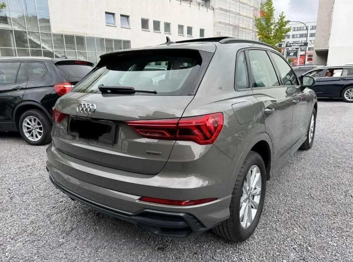 Gebraucht Audi Q3 S-Line 190 PS (139 kW) 2019 SUV