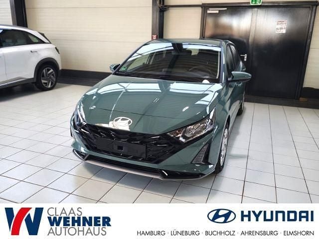 Gebraucht Hyundai i20 Select 101 PS (74 kW) 2025 Gruen Kleinwagen