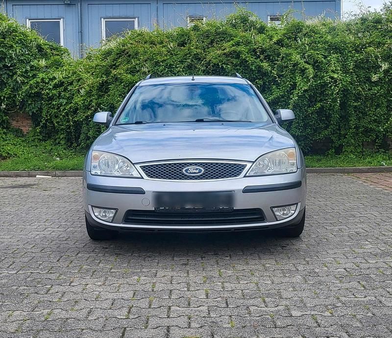 Silber Gebraucht 2005 Ford Mondeo Ghia Kombi | 2.999 € (Etwas zu teuer) - Bild 1/4