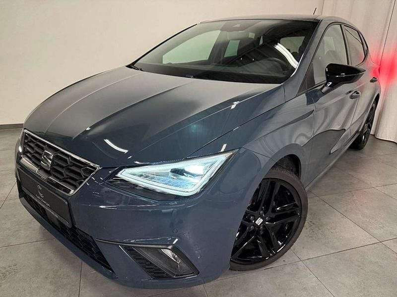 Fjordblau Gebraucht 2025 Seat Ibiza FR Limousine | 19.900 € (Fairer Preis) - Bild 1/4
