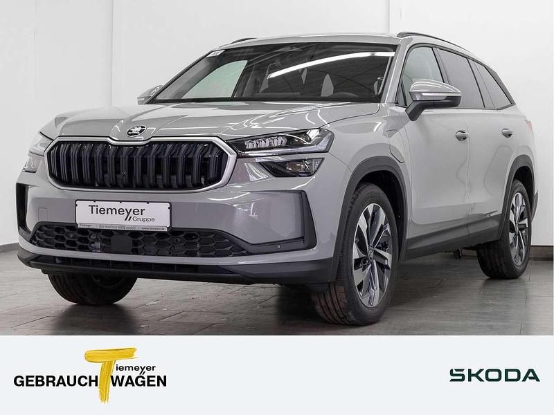 Grau Gebraucht 2025 Skoda Kodiaq Selection SUV | 51.980 € (Fairer Preis) - Bild 1/4