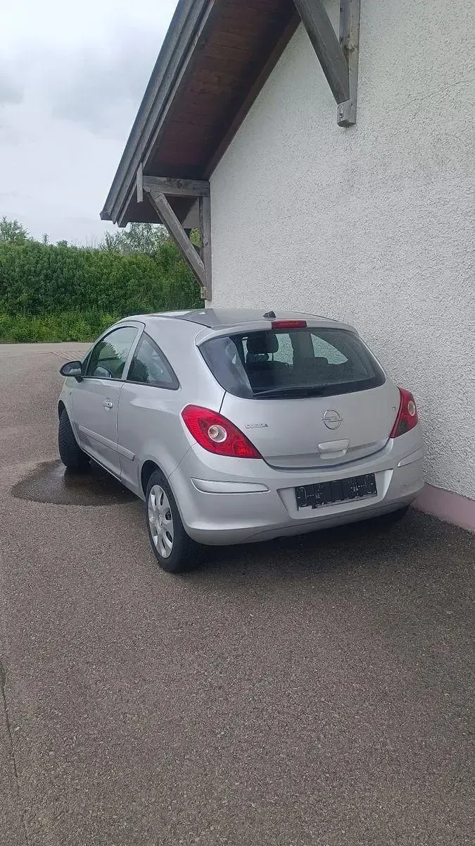 Brugt Opel Corsa 80 HK (58 kW) 2007 Grå Hatchback