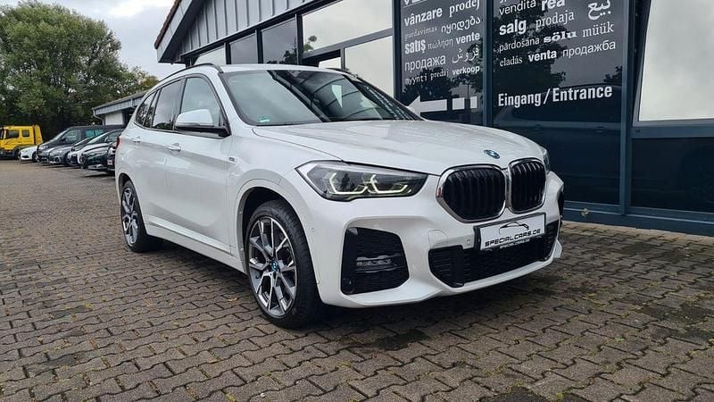 Weiß Gebraucht 2022 BMW X1 M Sport SUV | 25.990 € (Superpreis) - Bild 1/4