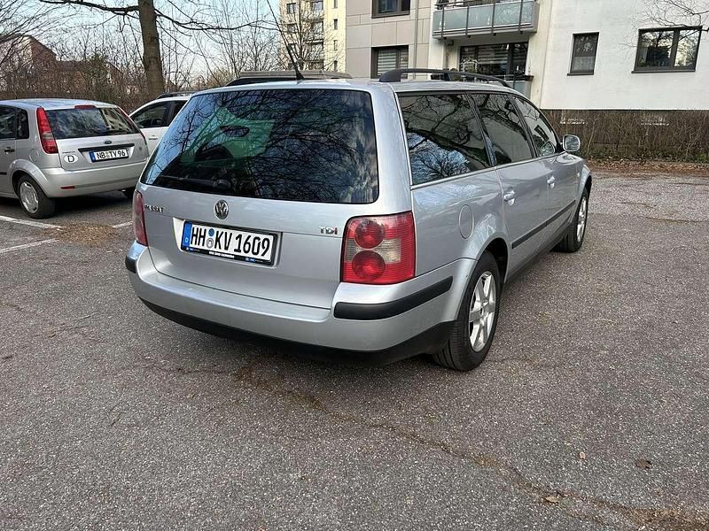 Gebraucht VW Passat Trendline 101 PS (74 kW) 2002 Kombi