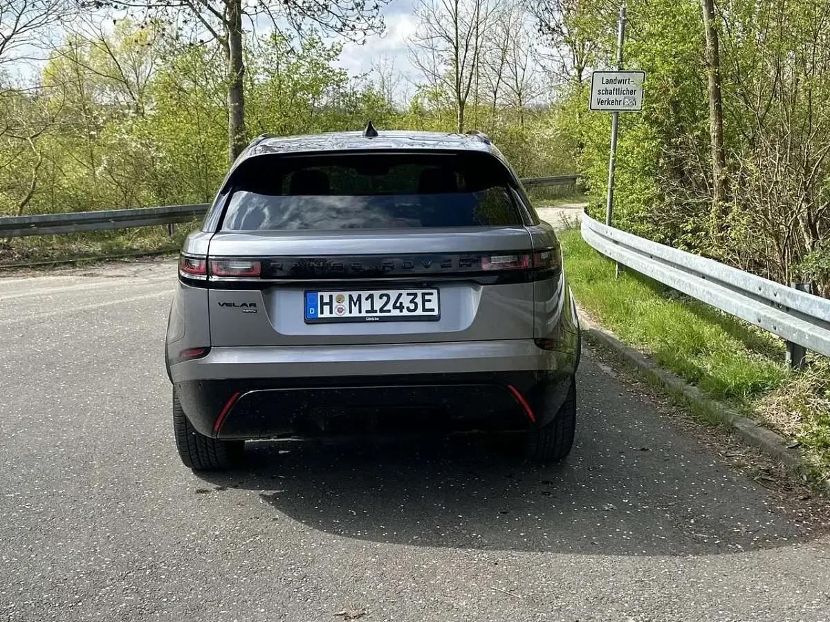 Gebraucht Land Rover Range Rover Velar R-Dynamic 404 PS (297 kW) 2021 Grau SUV