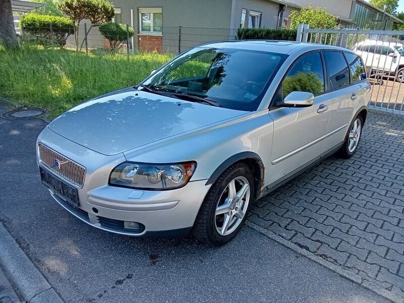 Gebraucht Volvo V50 Summum 136 PS (100 kW) 2004 Silber Kombi