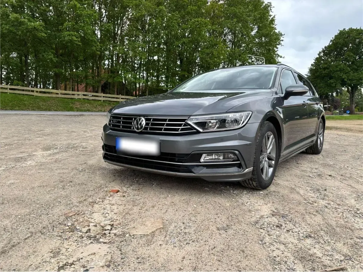 Gebraucht VW Passat Comfortline 150 PS (110 kW) 2015 Grau Kombi