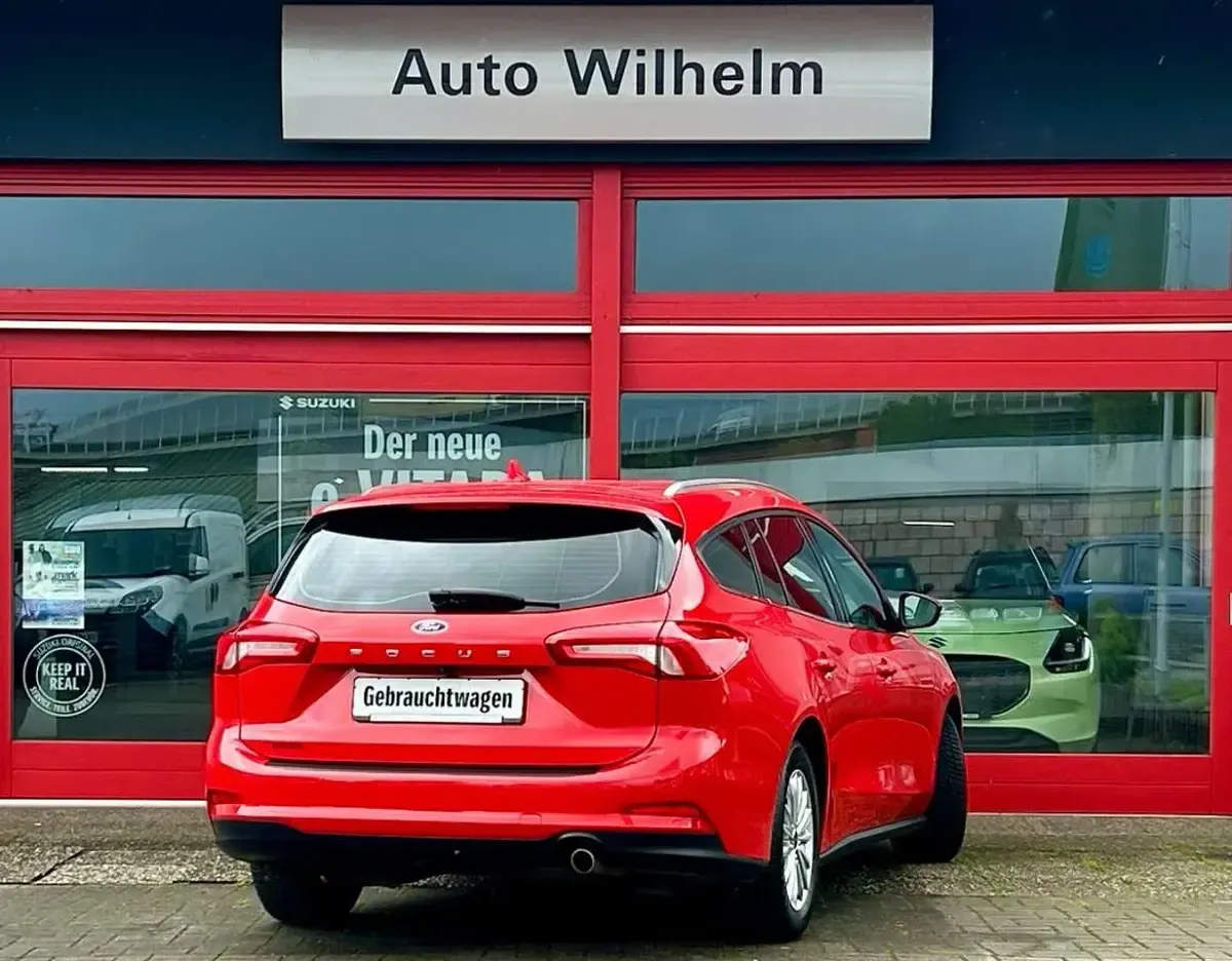 Używany Ford Focus Titanium 150 KM (110 kW) 2019 Czerwony Kombi