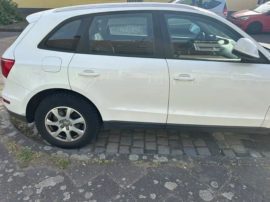 Gebraucht Audi Q5 143 PS (105 kW) 2011 Weiß SUV