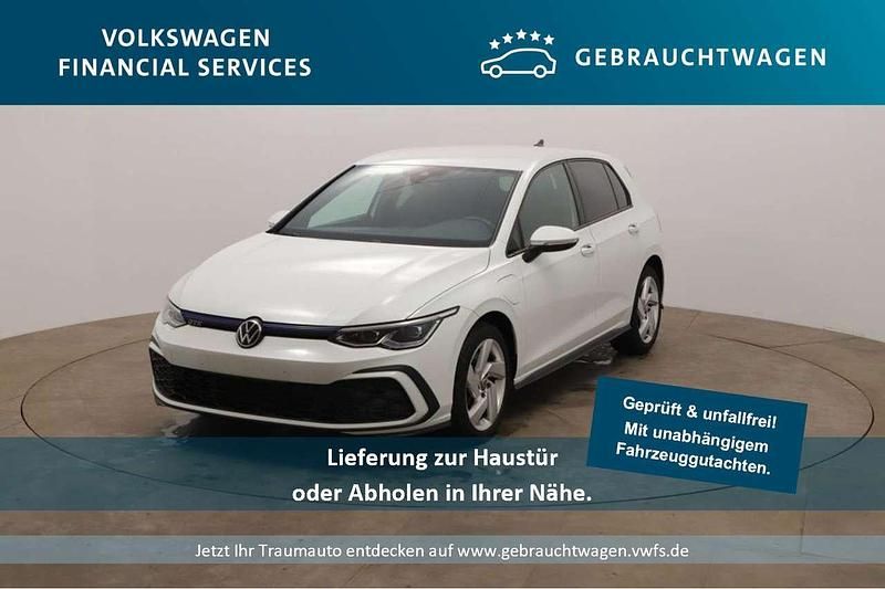 Pure white Gebraucht 2021 VW Golf VIII GTE Limousine | 22.120 € (Superpreis) - Bild 1/4