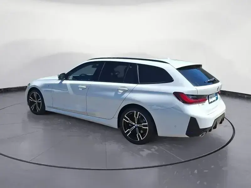 Gebraucht BMW 318 M Sport 156 PS (114 kW) 2025 Weiss Kombi