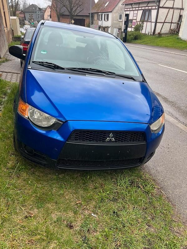 Gebraucht Mitsubishi Colt 87 PS (63 kW) 2009 Blau Kleinwagen