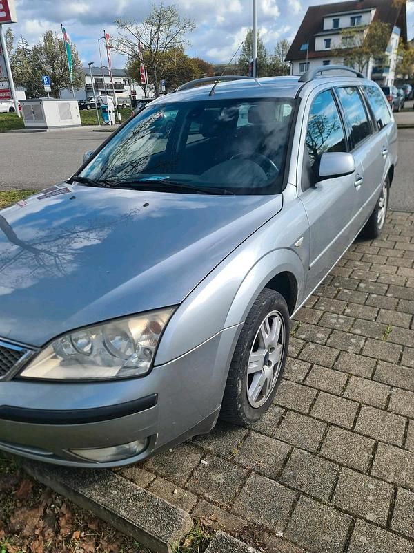 Gebraucht Ford Mondeo 131 PS (96 kW) 2005 Grau Kombi