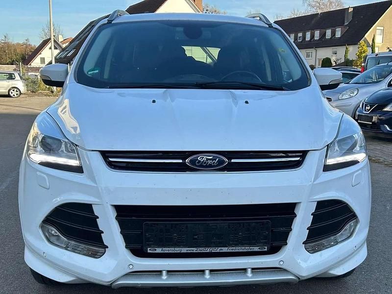 Gebraucht Ford Kuga Individual 163 PS (119 kW) 2014 Frostweiß SUV
