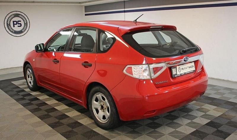Gebraucht Subaru Impreza Active 107 PS (78 kW) 2010 Rot Limousine