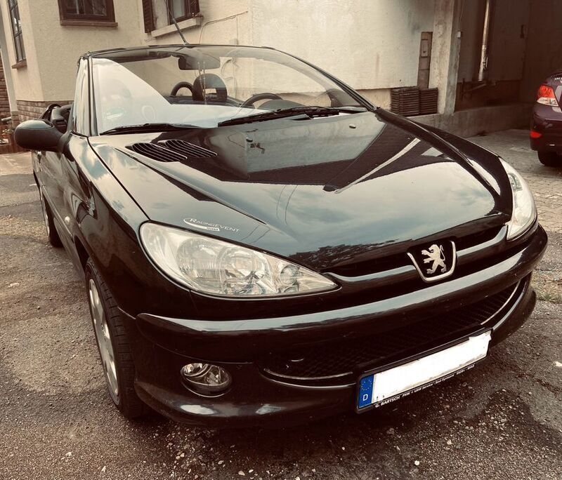 Schwarz Gebraucht 2006 Peugeot 206 CC Cabrio | 1.700 € (Fairer Preis) - Bild 1/4