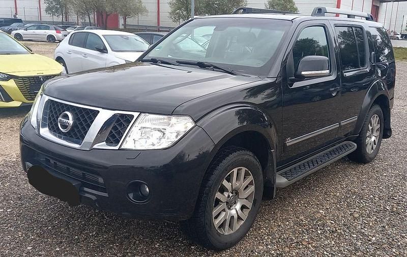 Schwarz Gebraucht 2014 Nissan Pathfinder SUV | 9.600 € (Fairer Preis) - Bild 1/4