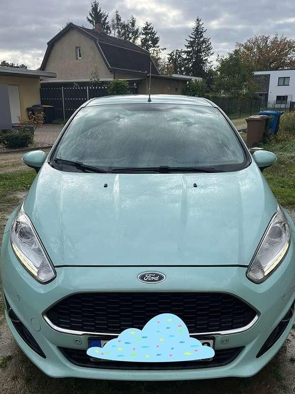 Gebraucht Ford Fiesta ST-Line 101 PS (74 kW) 2017 Grün Limousine