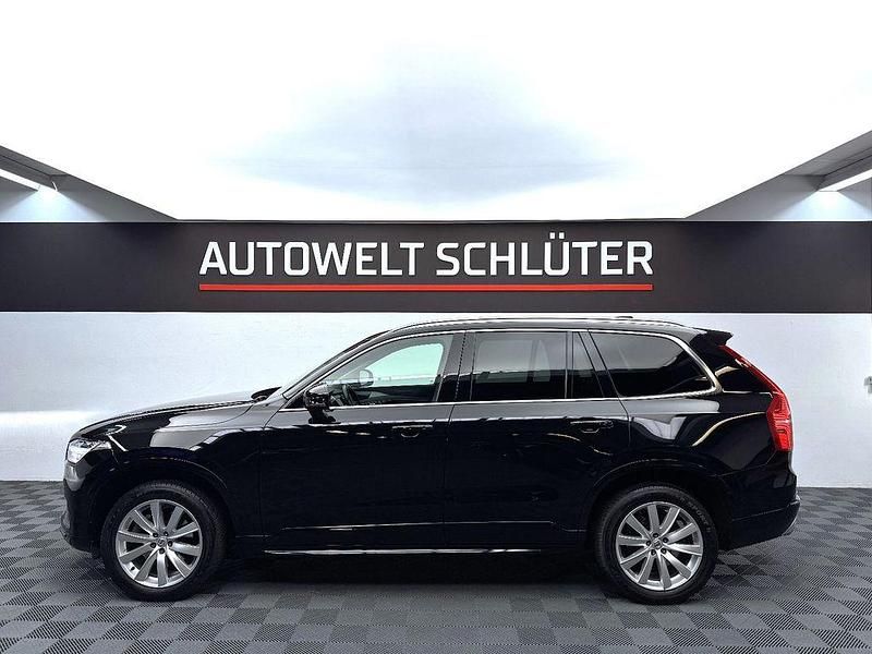 Gebraucht Volvo XC90 Momentum 235 PS (172 kW) 2021 Schwarz SUV