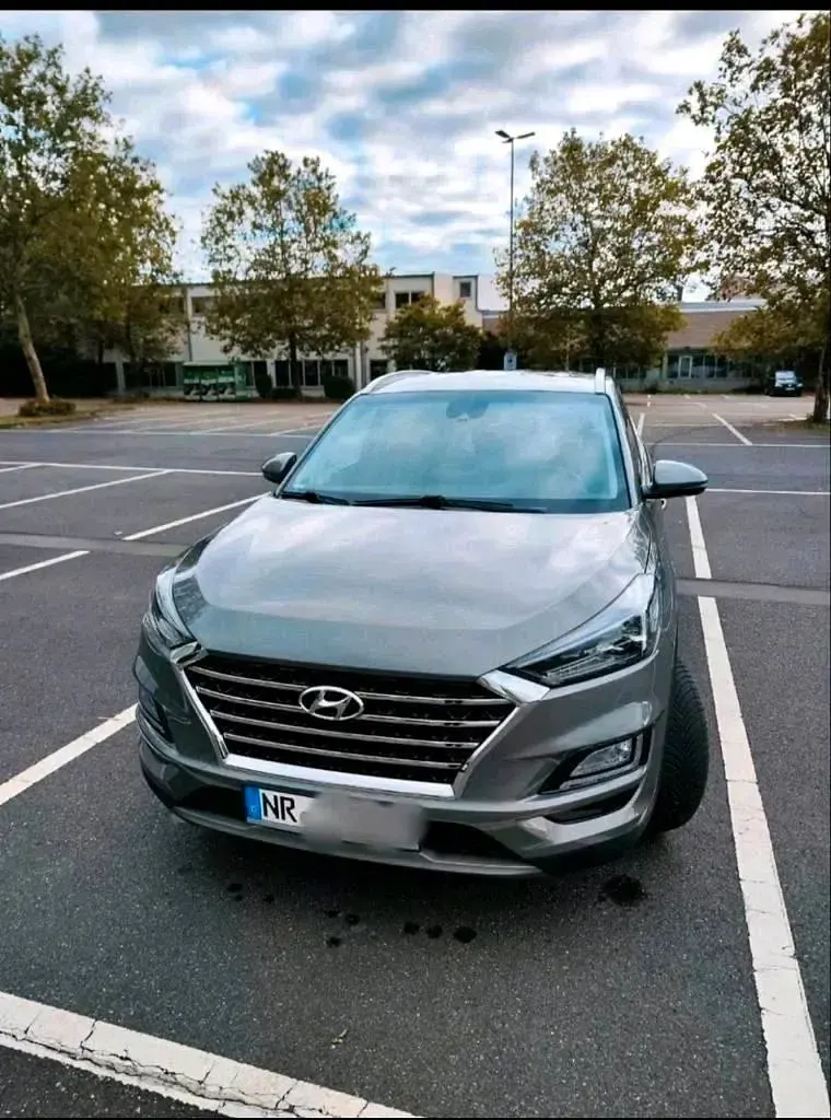 Gebraucht Hyundai Tucson Style 136 PS (100 kW) 2019 Grau SUV