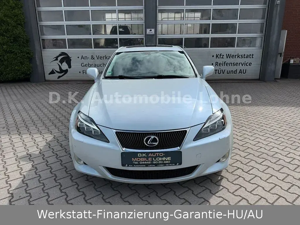 Gebraucht Lexus IS220d 177 PS (130 kW) 2007 Weiß Limousine