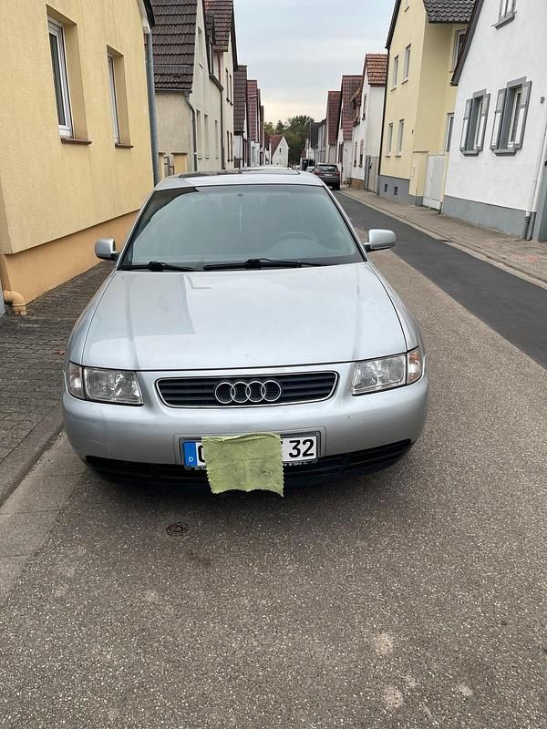 Grau Gebraucht 1999 Audi A3 Coupé | 2.190 € (Fairer Preis) - Bild 1/4