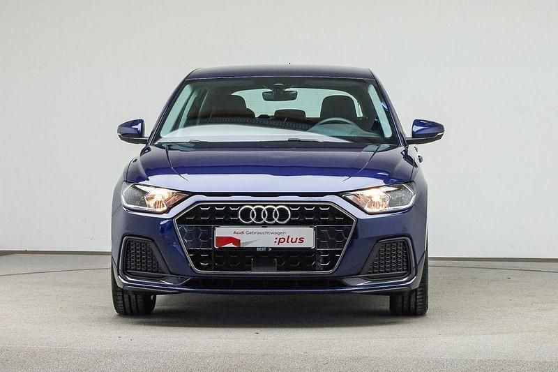 Gebraucht Audi A1 Sportback Advanced 95 PS (69 kW) 2025 Navarrablau metallic (metallic) Kleinwagen