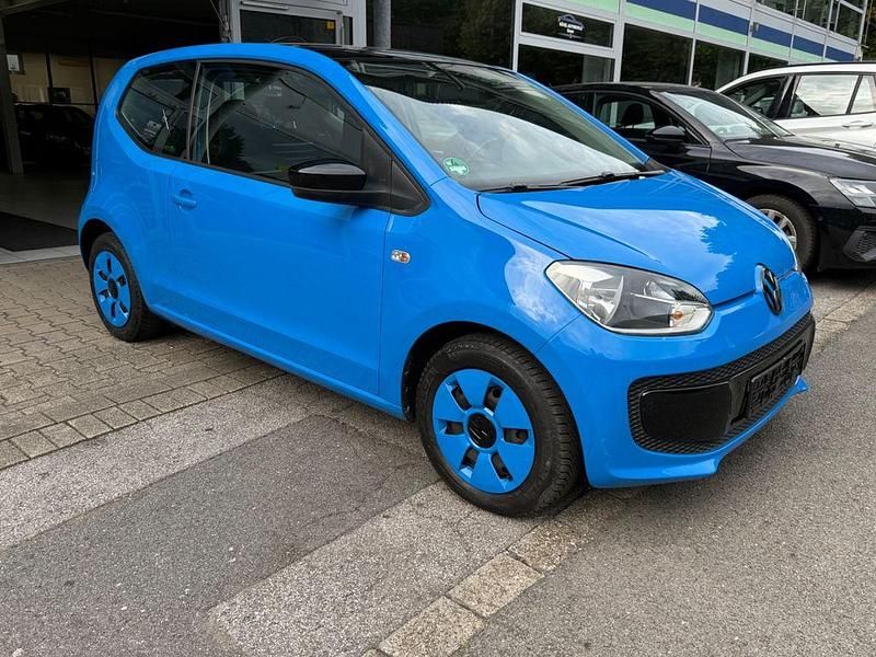 Blau Gebraucht 2014 VW up! Cup Kleinwagen | 5.499 € (Guter Preis) - Bild 1/4