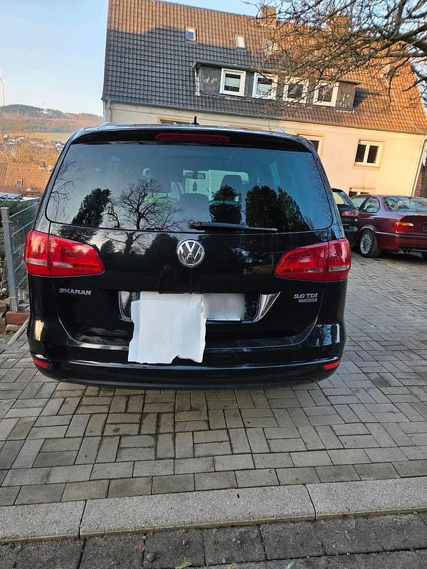 Gebraucht VW Golf Plus 140 PS (102 kW) 2010 Schwarz Van / Kleinbus