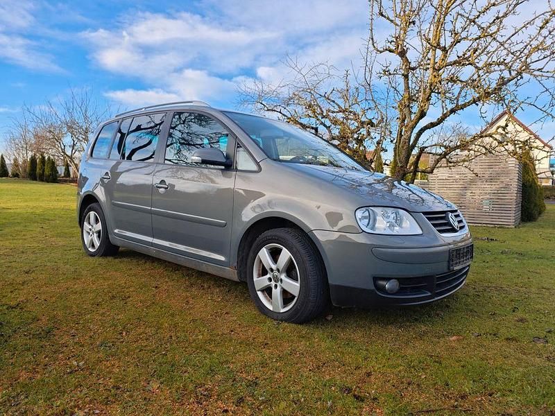 Gebraucht VW Touran Highline 140 PS (102 kW) 2005 Grau Van / Kleinbus