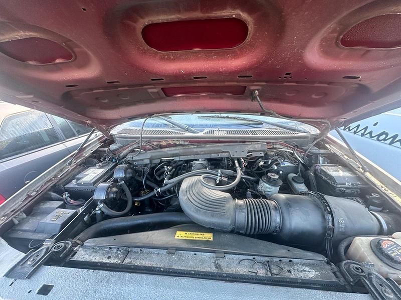 Gebraucht Ford V8 260 PS (191 kW) 1999 Rot SUV