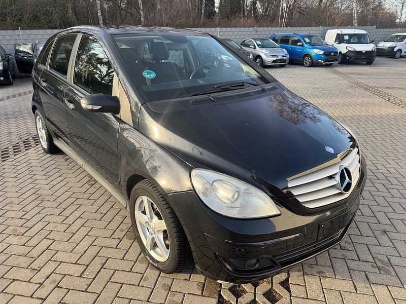 Gebraucht Mercedes B180 109 PS (80 kW) 2007 Schwarz Van / Kleinbus