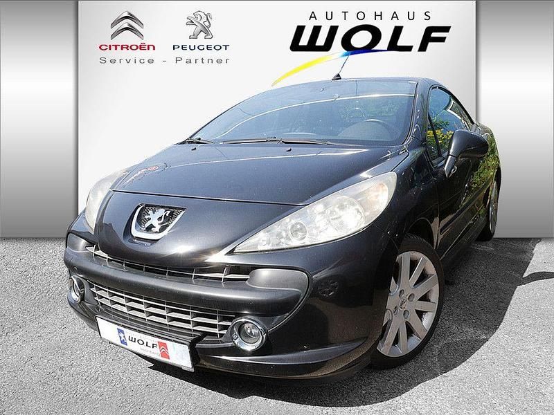 Schwarz Gebraucht 2007 Peugeot 207 CC Platinum Cabrio | 4.900 € (Etwas zu teuer) - Bild 1/4
