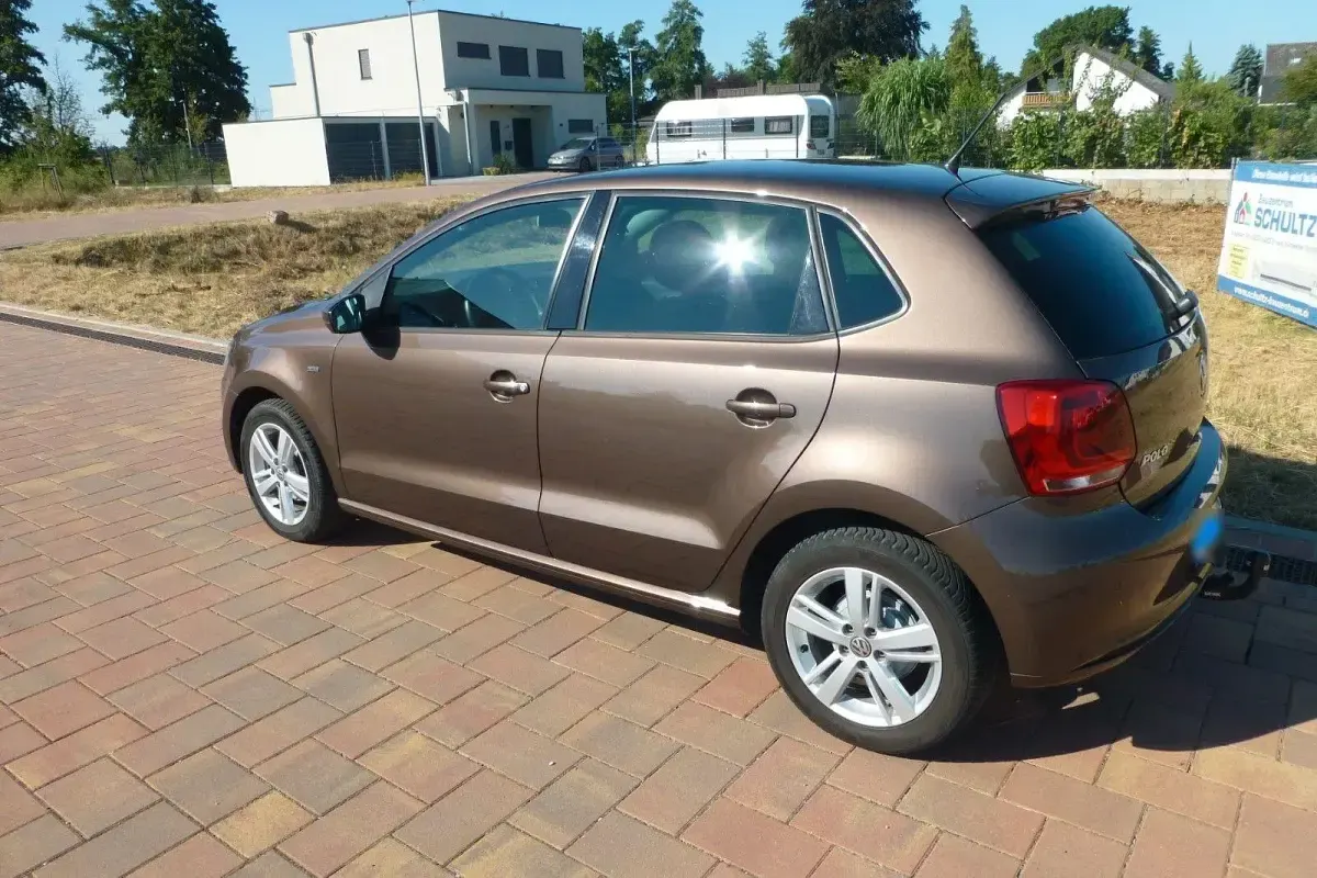 Gebraucht VW Polo Life 69 PS (50 kW) 2014 Beige Kleinwagen
