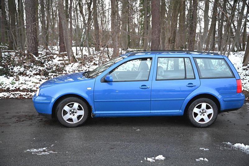 Gebraucht VW Golf IV Highline 101 PS (74 kW) 1999 Blau Kombi