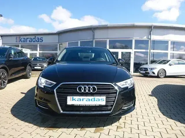 Gebraucht Audi A3 Design 150 PS (110 kW) 2020 Schwarz Limousine