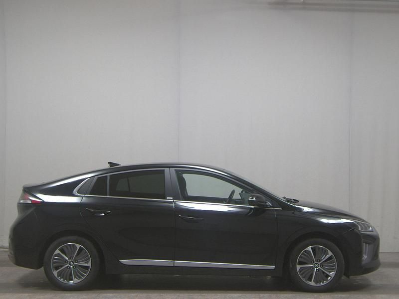 Schwarz Gebraucht 2021 Hyundai Ioniq Kleinwagen | 15.980 € (Fairer Preis) - Bild 1/4