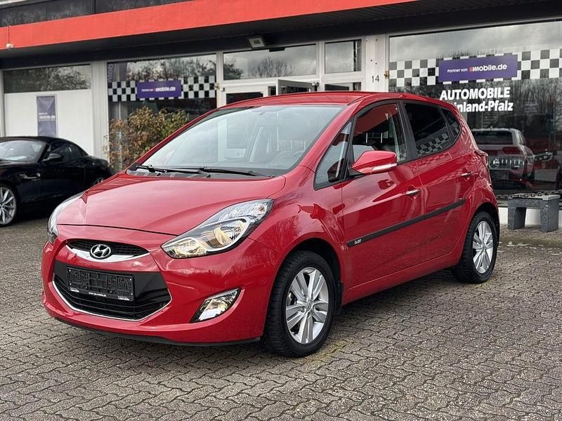 Gebraucht Hyundai ix20 Edition 90 PS (66 kW) 2014 Rot Kleinwagen