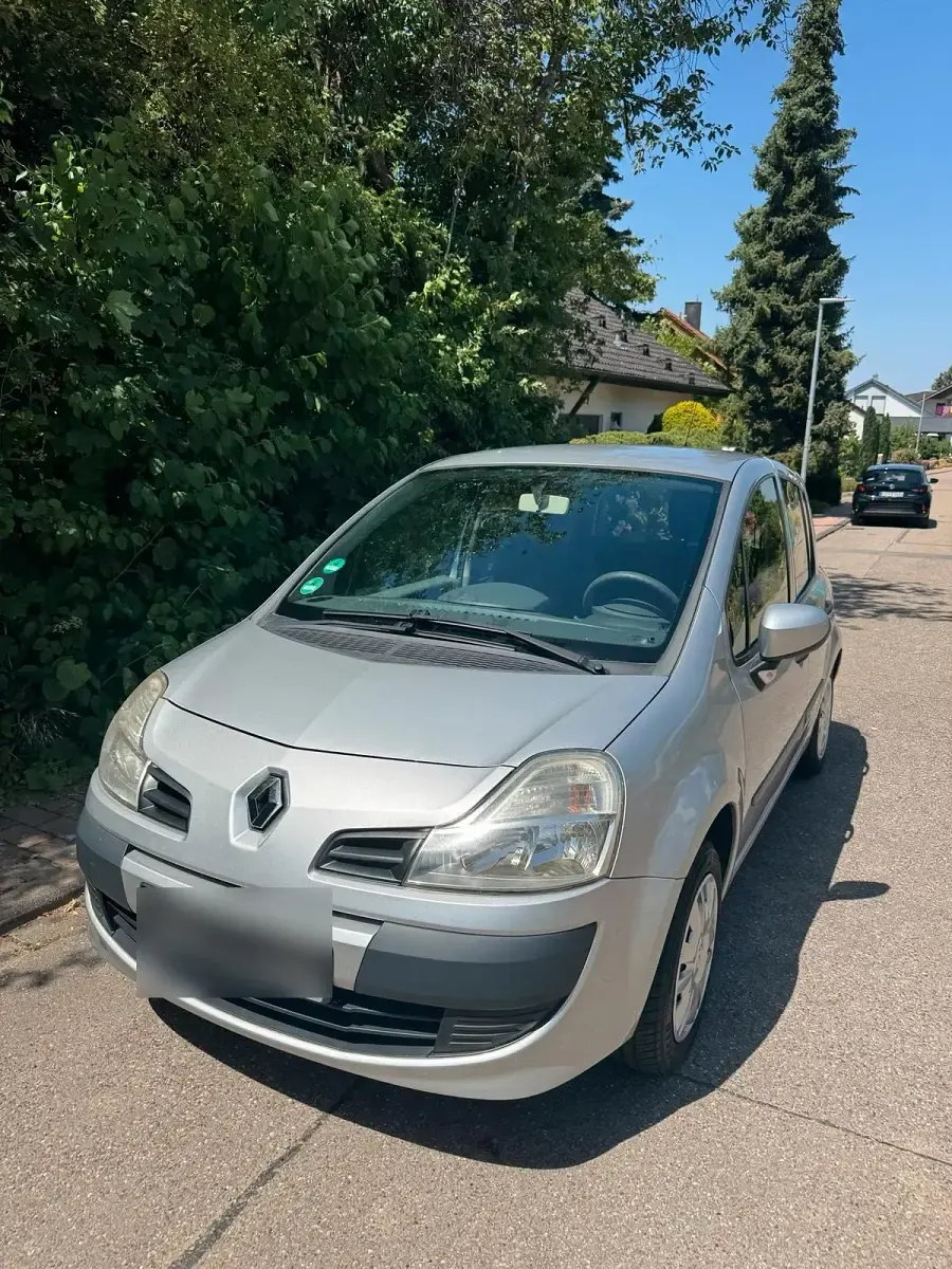 Gebraucht Renault Modus Avantage 75 PS (55 kW) 2012 Silber Van / Kleinbus