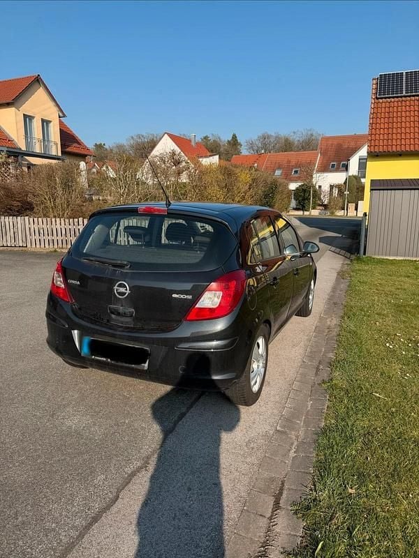 Gebraucht Opel Corsa Edition 95 PS (69 kW) 2013 Schwarz Kleinwagen